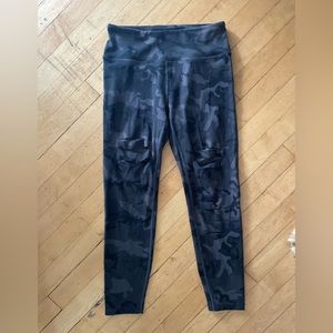 Zyia Slashed Luxe Leggings - Size 4